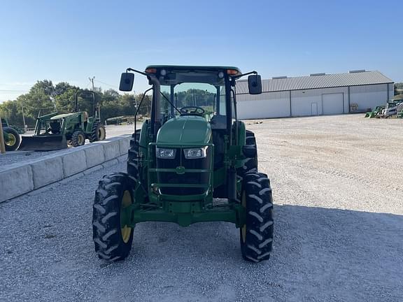 Image of John Deere 5100E equipment image 2