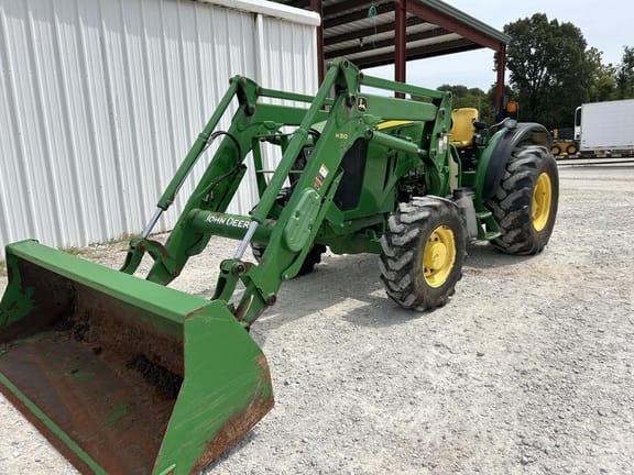 2013 John Deere 5100M Equipment Image0