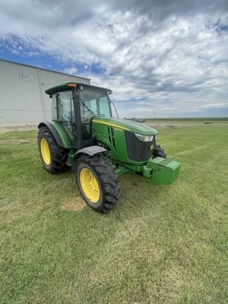 Image of John Deere 5100M equipment image 4