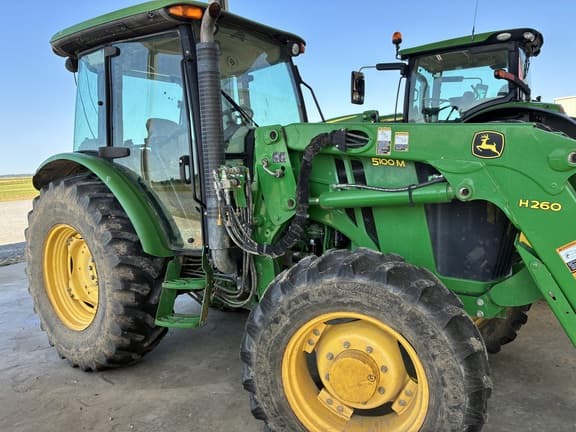 Image of John Deere 5100M equipment image 2