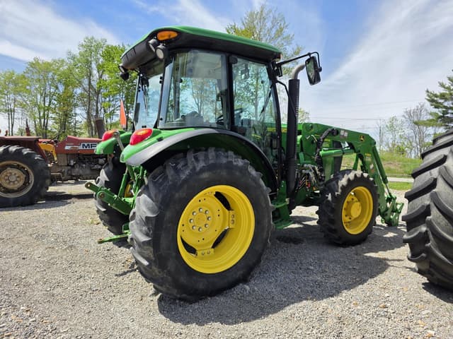 Image of John Deere 5100M equipment image 4