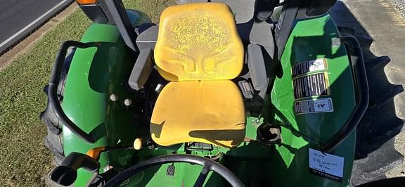 Image of John Deere 5101E equipment image 3