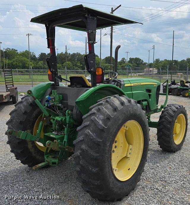 Image of John Deere 5101E equipment image 4