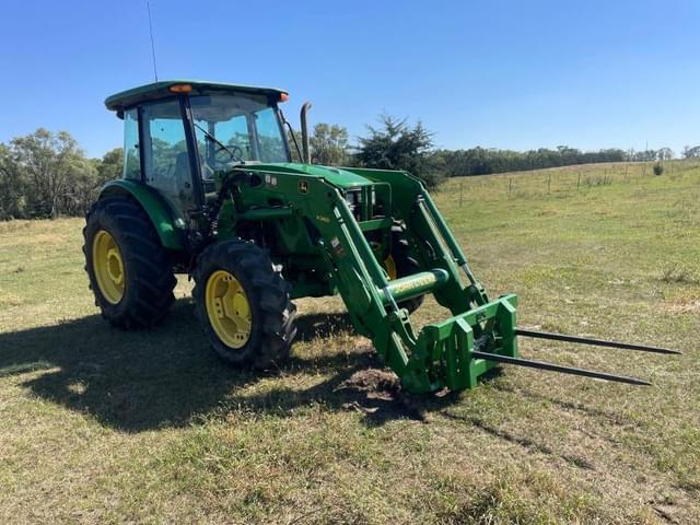 Image of John Deere 5101E equipment image 3