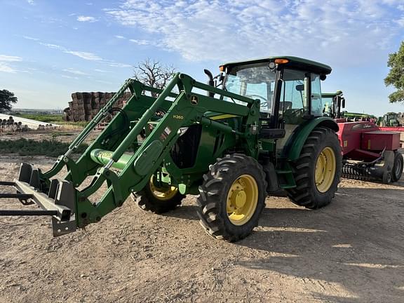 Image of John Deere 5115M equipment image 1
