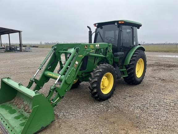 2013 John Deere 5115M Equipment Image0