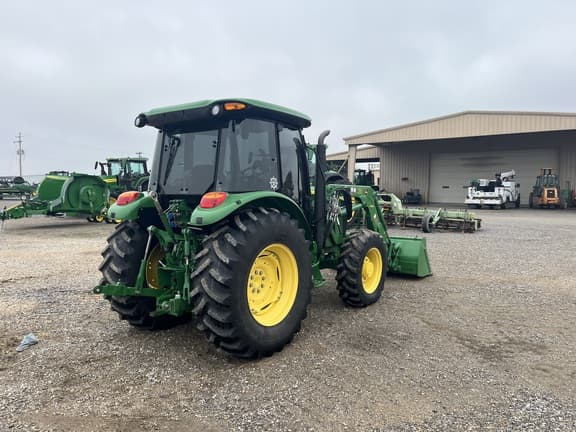 Image of John Deere 5115M equipment image 4