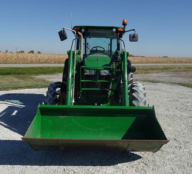 Image of John Deere 5115M equipment image 2