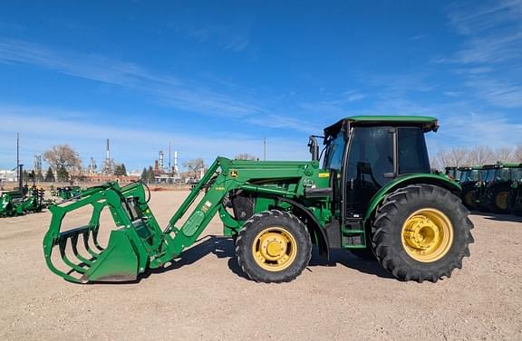 Image of John Deere 5115M equipment image 1