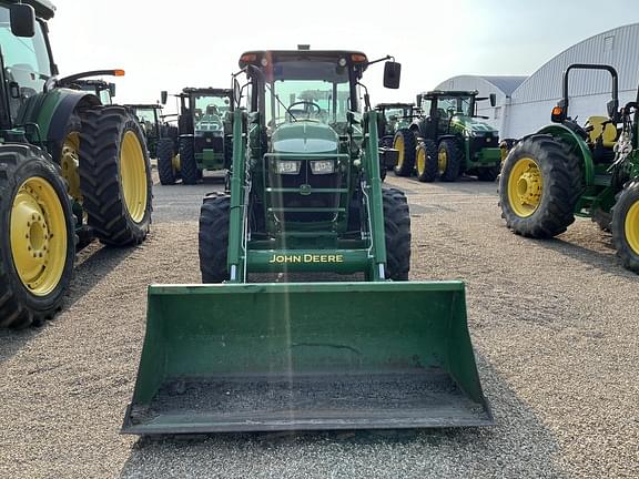 Image of John Deere 5115M equipment image 1