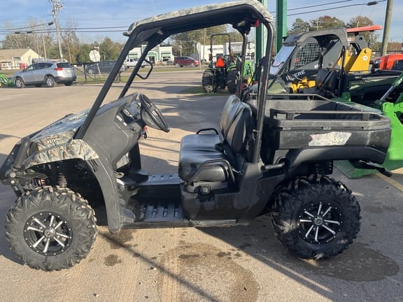 2013 John Deere XUV 550 Equipment Image0