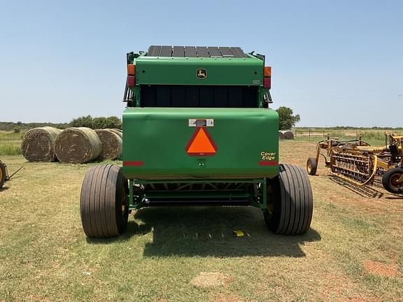 Image of John Deere 568 equipment image 4