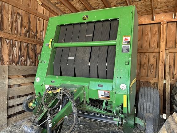 Image of John Deere 569 MegaWide Plus equipment image 3