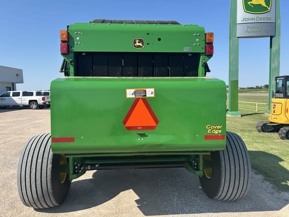 Image of John Deere 569 MegaWide Plus equipment image 4