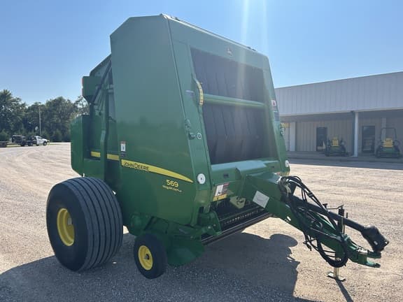 Image of John Deere 569 MegaWide Plus equipment image 2