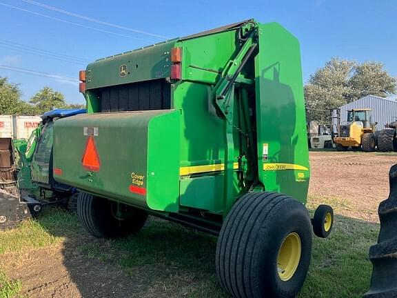 Image of John Deere 569 MegaWide Plus equipment image 2