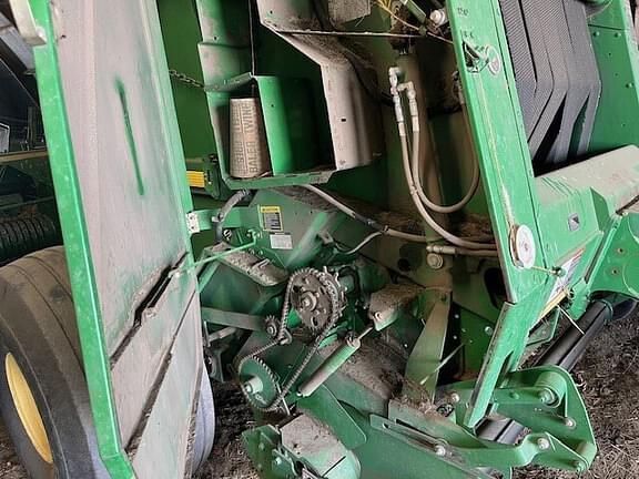 Image of John Deere 569 MegaWide Plus equipment image 4