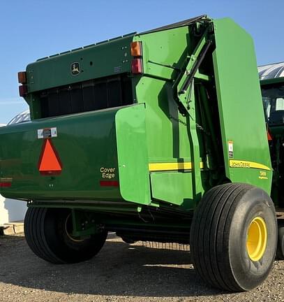 Image of John Deere 569 MegaWide Plus equipment image 1
