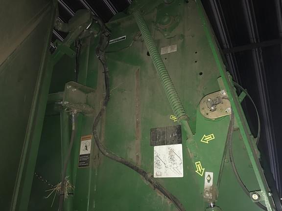 Image of John Deere 569 MegaWide Plus equipment image 3