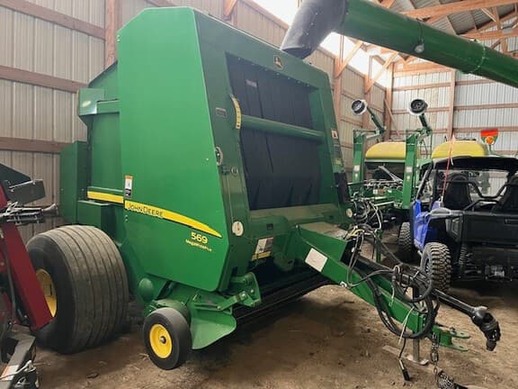 Image of John Deere 569 MegaWide Plus equipment image 2