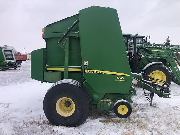 Image of John Deere 569 MegaWide Plus equipment image 3