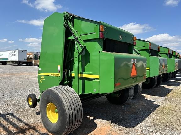 Image of John Deere 569 MegaWide Plus equipment image 1