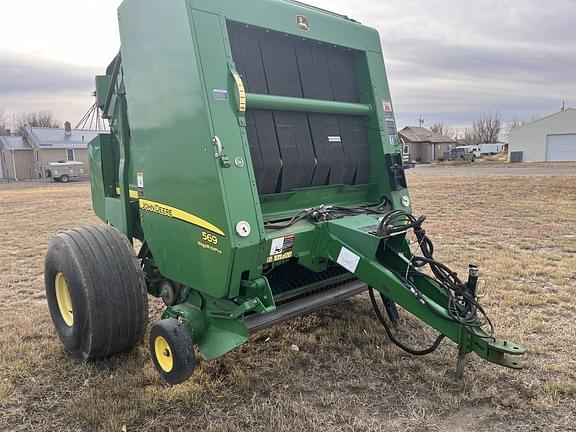 Image of John Deere 569 MegaWide Plus equipment image 1