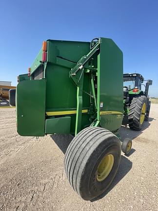 Image of John Deere 569 MegaWide Plus equipment image 3