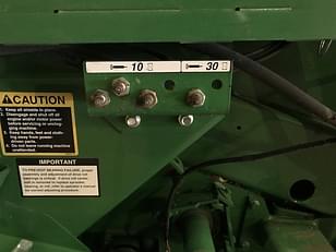 Main image John Deere 569 Premium 17