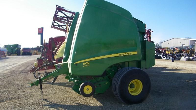 Image of John Deere 569 Premium Primary image