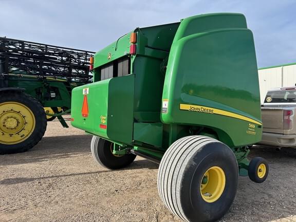 Image of John Deere 569 Premium equipment image 4
