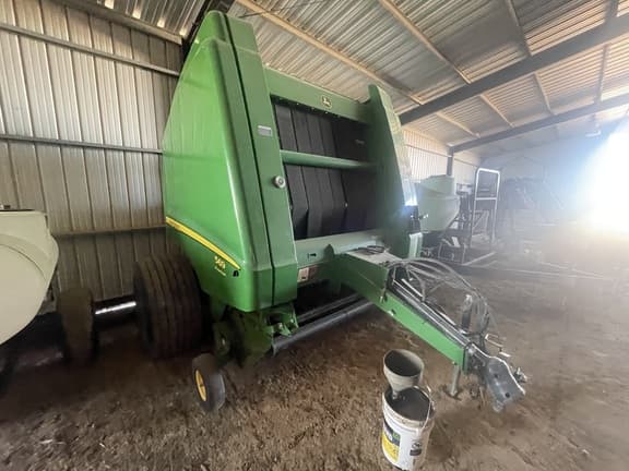 Image of John Deere 569 Premium equipment image 2