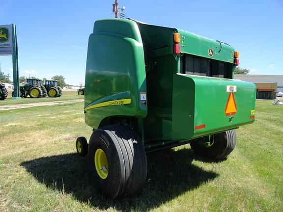 Image of John Deere 569 Premium equipment image 2