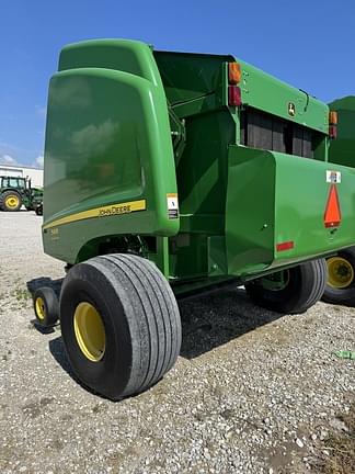 Image of John Deere 569 Premium equipment image 4
