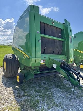 Image of John Deere 569 Premium equipment image 1