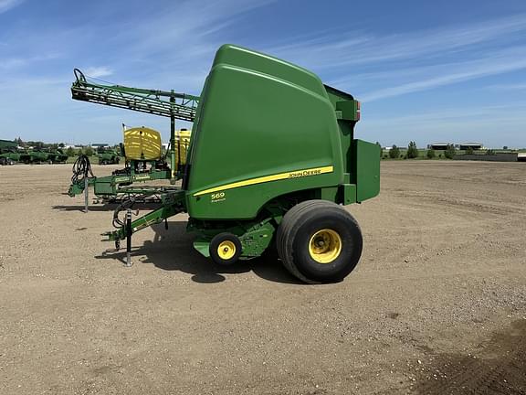 Image of John Deere 569 Premium equipment image 4