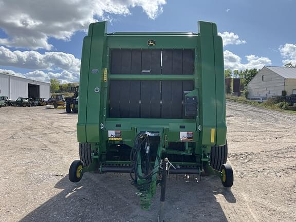 Image of John Deere 569 Premium equipment image 1