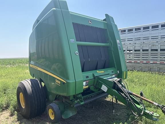 Image of John Deere 569 Premium Primary image