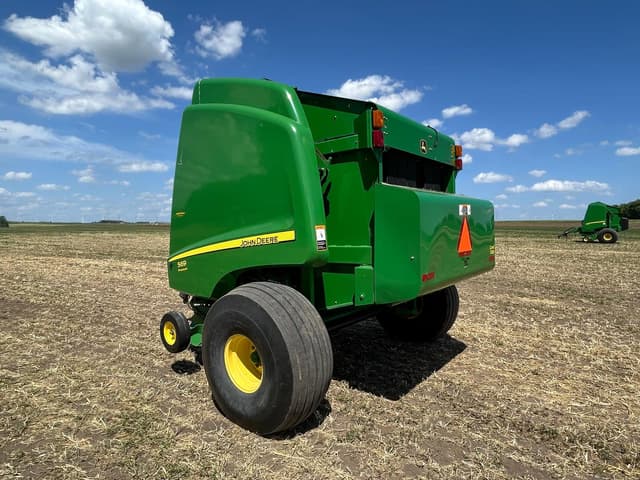 Image of John Deere 569 Premium equipment image 3