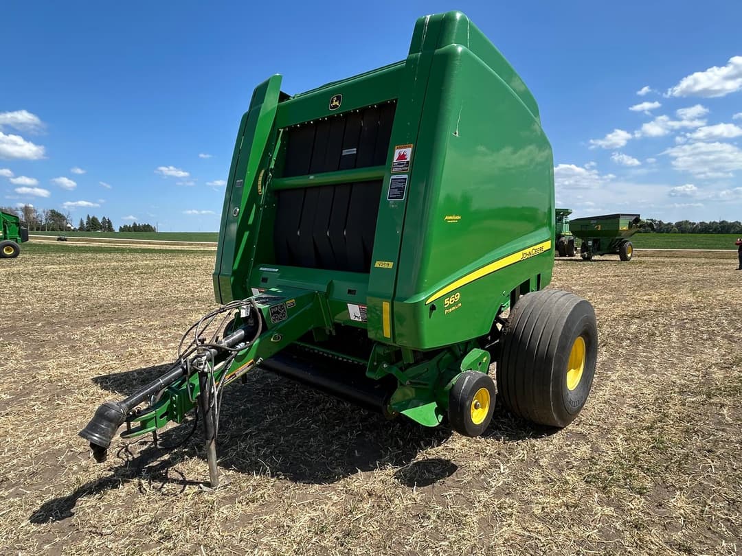 Image of John Deere 569 Premium Primary image