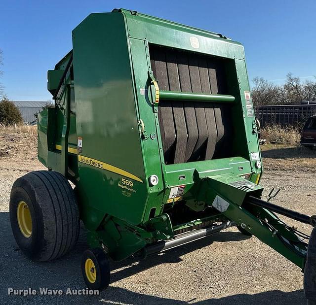 Image of John Deere 569 equipment image 2