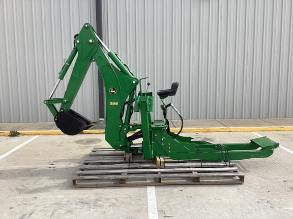 Image of John Deere 595 equipment image 1