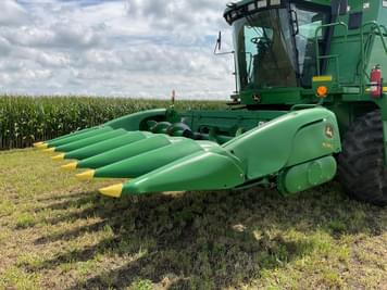 Main image John Deere 606C