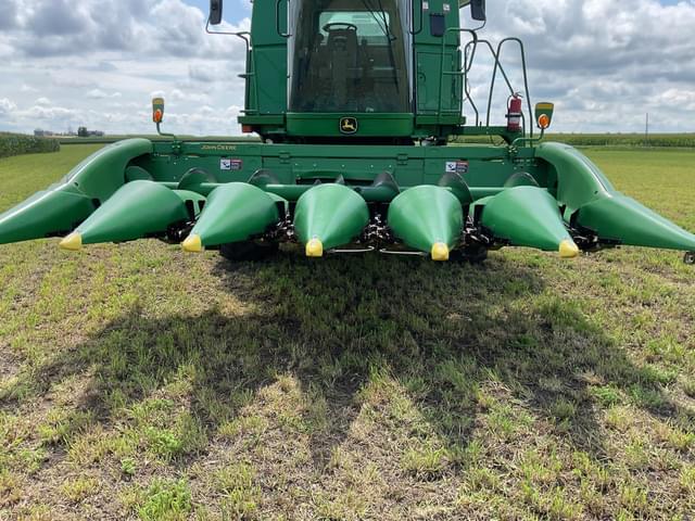 Image of John Deere 606C equipment image 1
