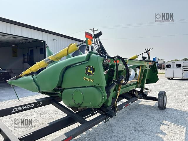 Image of John Deere 606C equipment image 4