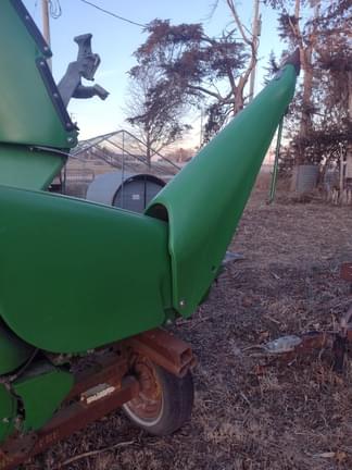 Image of John Deere 606C equipment image 2