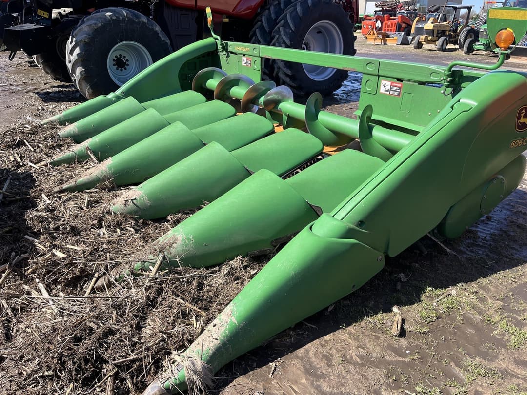 Image of John Deere 606C Primary image