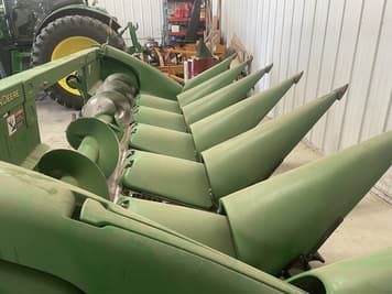 Main image John Deere 606C