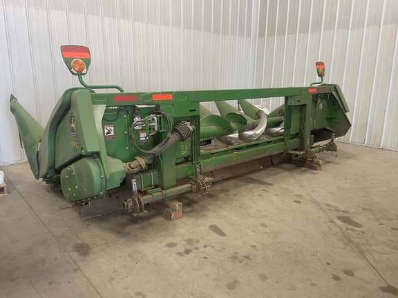 Image of John Deere 606C equipment image 1