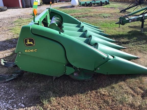 Image of John Deere 608C equipment image 1